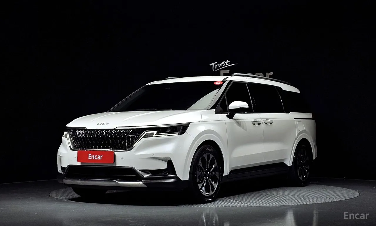 Kia Carnival Signature 7 мест
