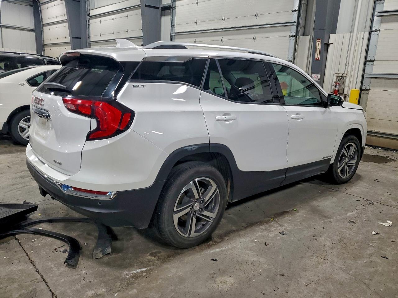 GMC Terrain SLT — фото 4