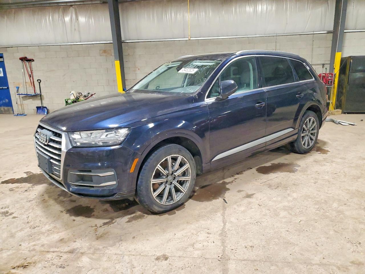 Audi Q7 Premium Plus — фото 2
