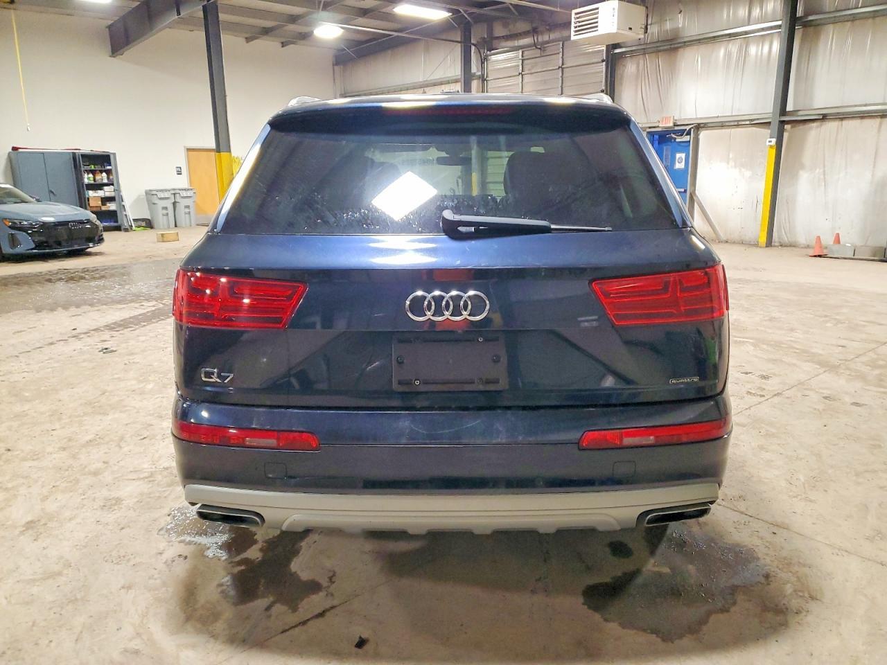 Audi Q7 Premium Plus — фото 6