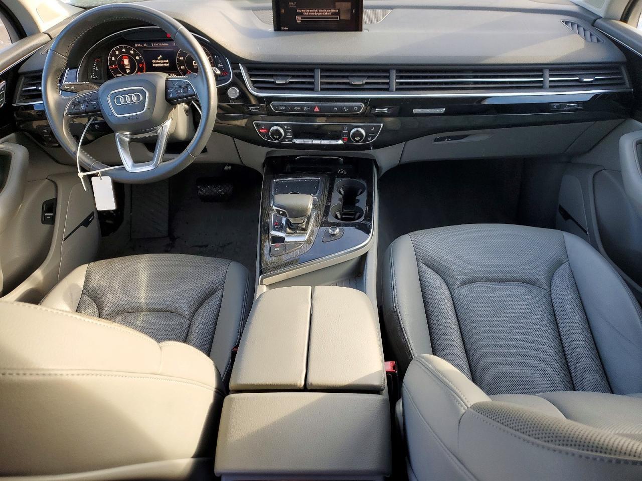 Audi Q7 Premium Plus — фото 8