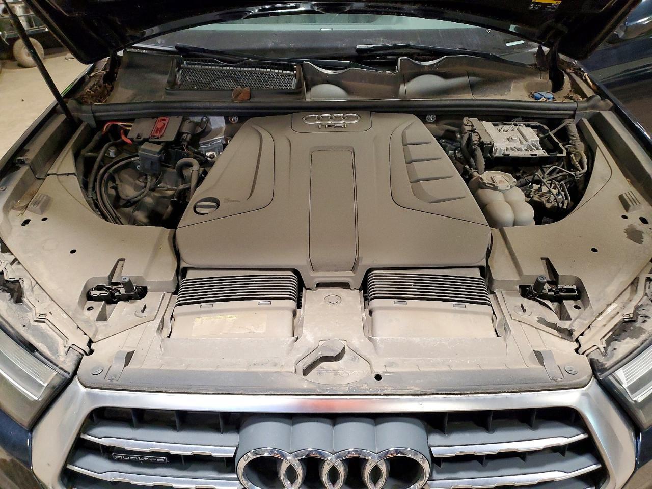 Audi Q7 Premium Plus — фото 12