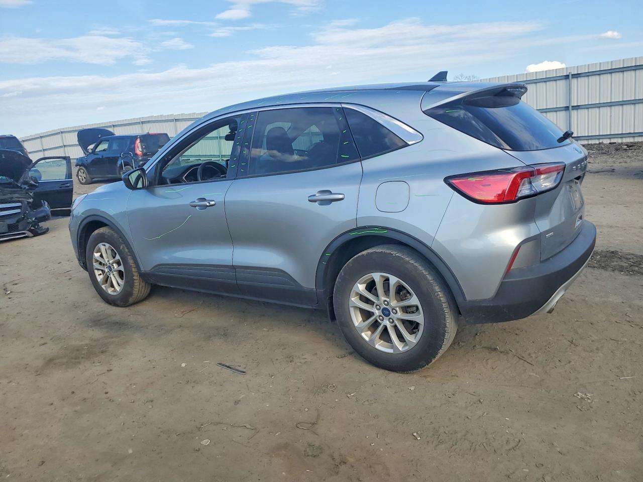 Ford Escape SE — фото 3