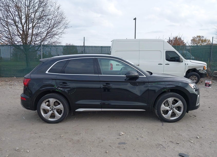 Audi Q5 Prestige — фото 12