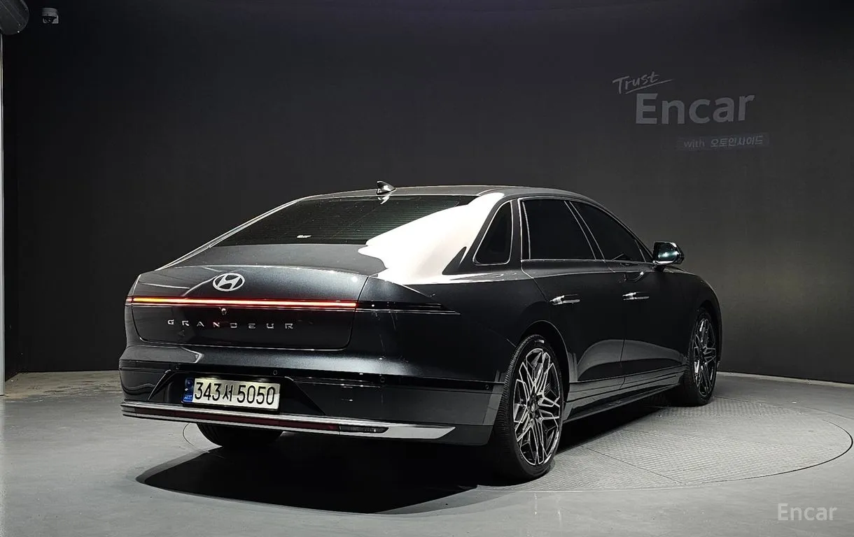 Hyundai Grandeur Exclusive — фото 2