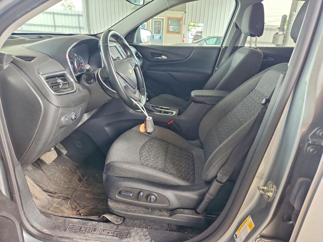 Chevrolet Equinox LT — фото 7