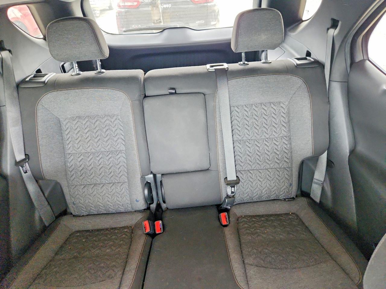 Chevrolet Equinox LT — фото 10