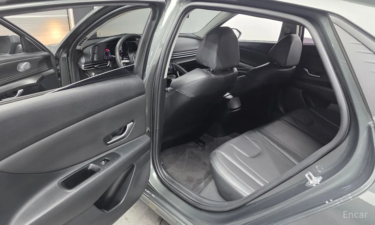 Hyundai Avante Smart — фото 11