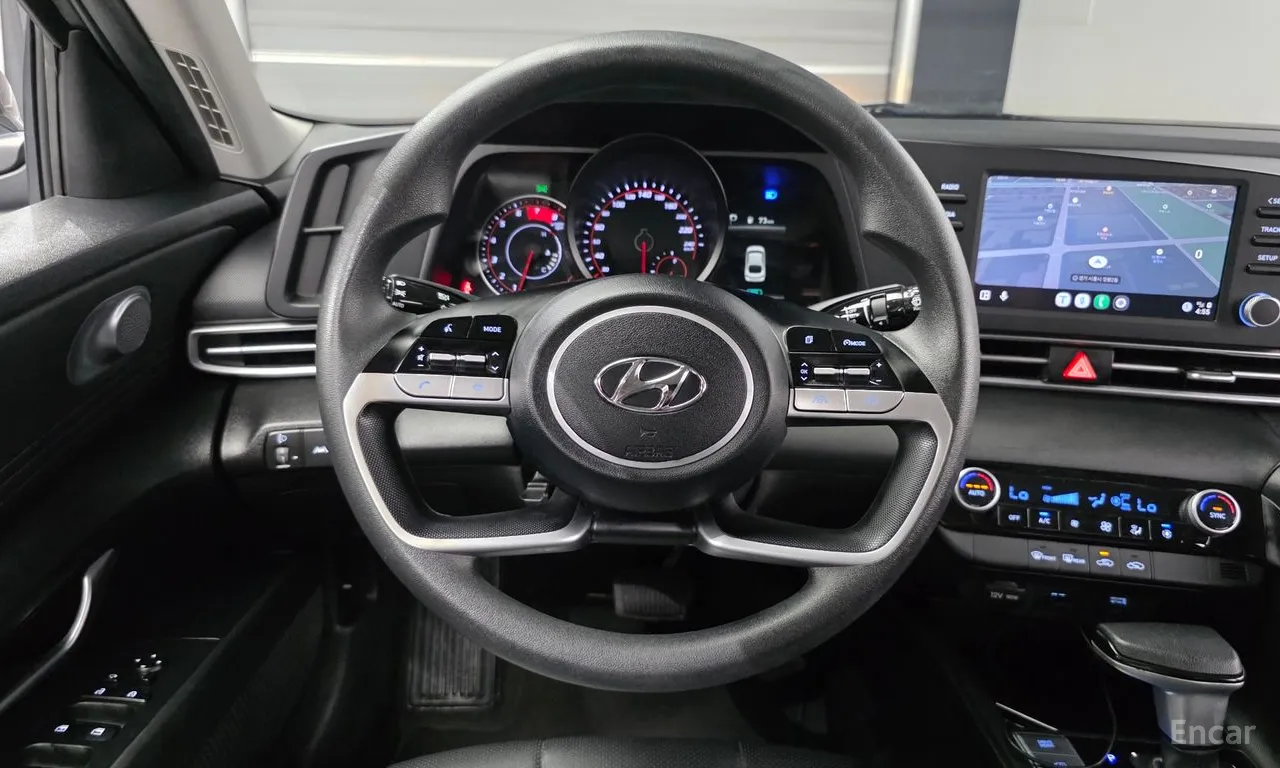 Hyundai Avante Smart — фото 12