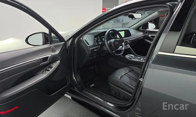 Hyundai Sonata Premium Plus — фото 10