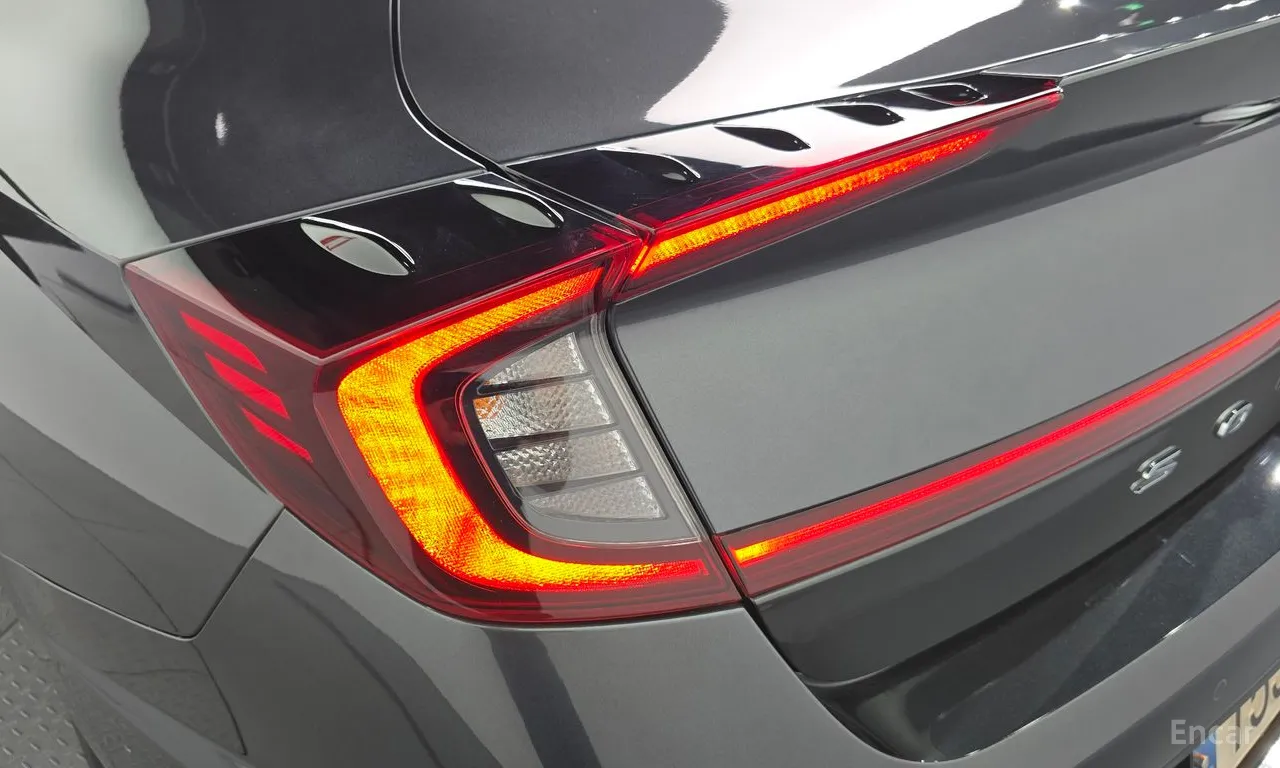 Hyundai Sonata Premium Plus — фото 22