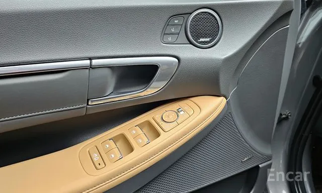 Hyundai Sonata Inspiration — фото 18